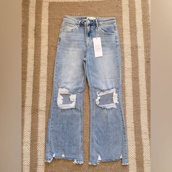 Risen Light Wash High Waisted Cropped Straight Leg Jeans NWT - Picture 5 of 6